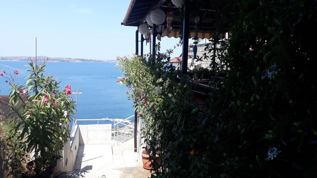 Orion Guest House Sozopol Bagian luar foto